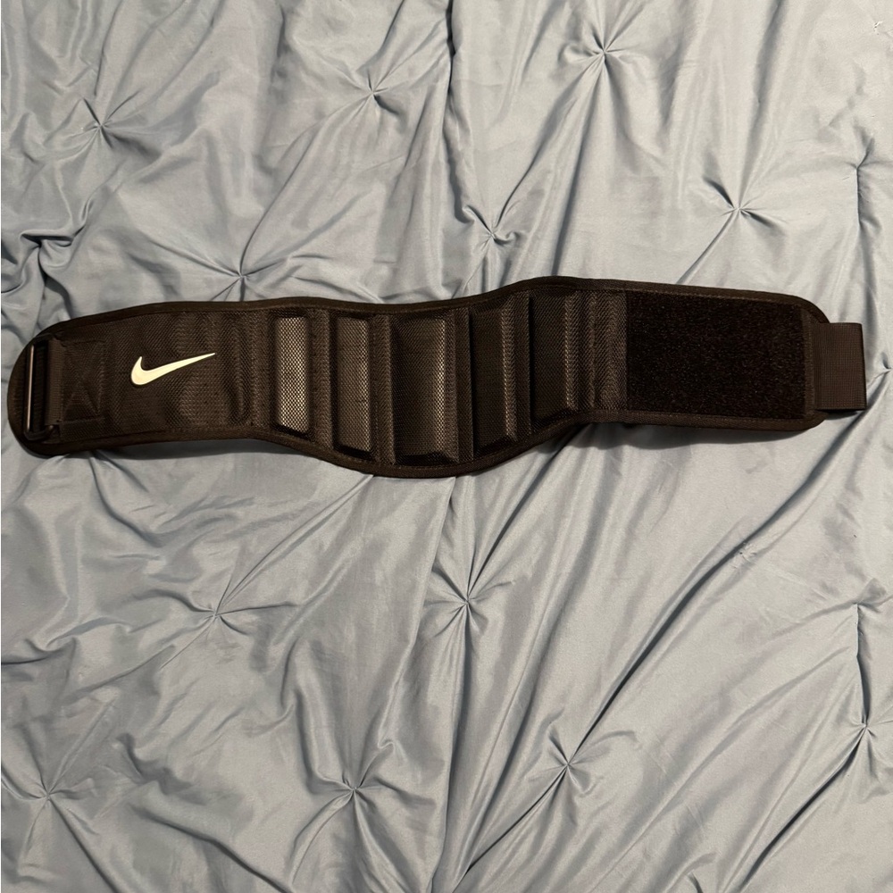 Nike Gym Weightlifting Belt